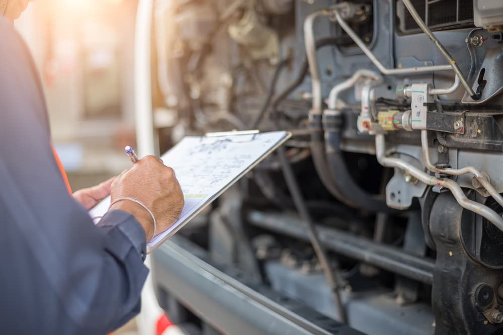 Preforming a pre-trip inspection on a truck, preventive maintenance, Check truck engine, Check the lubricating oil.